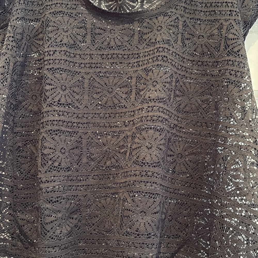 American Eagle Charcoal Gray/Black Lace Women’s Top - Picture 3 of 5